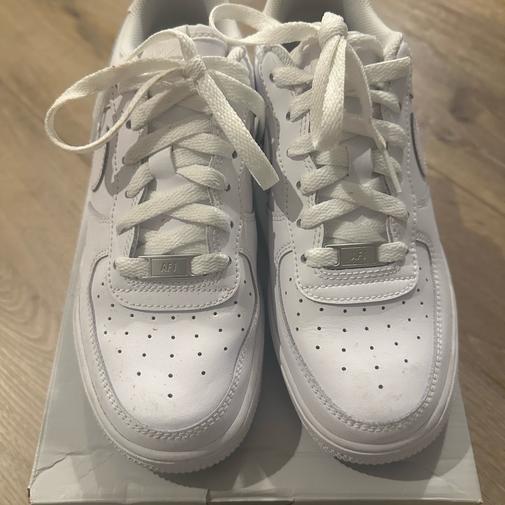 White Air Force 1 Sneakers